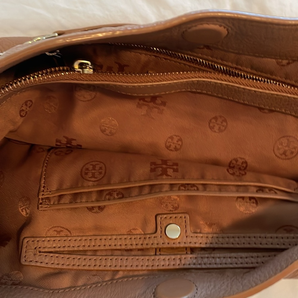 Tory Burch Brown Hobo Shoulder Bag With Chain Straps - Picture 12 of 17